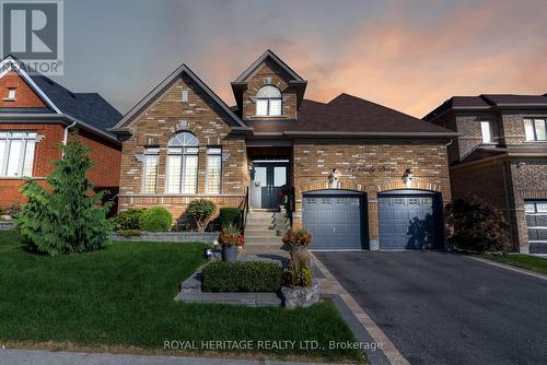 42 Grady Drive, Clarington (Newcastle), ON - Outdoor With Facade