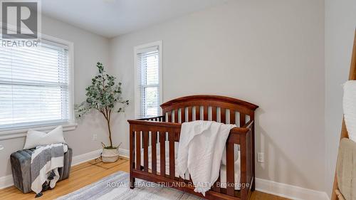 27 Duchess Avenue, London, ON - Indoor Photo Showing Bedroom