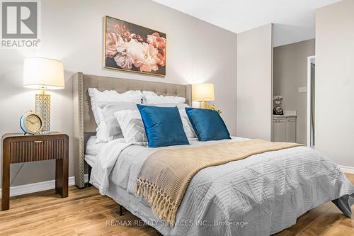 414 - 121 Ling Road, Toronto (West Hill), ON - Indoor Photo Showing Bedroom