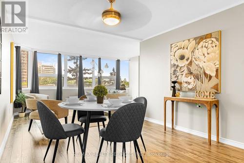 414 - 121 Ling Road, Toronto, ON - Indoor Photo Showing Dining Room