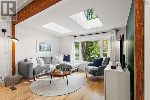 3370 Micmac Street, Halifax, NS - Indoor Photo Showing Living Room