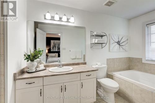 27 - 5992 Turney Drive, Mississauga (Streetsville), ON - Indoor Photo Showing Bathroom