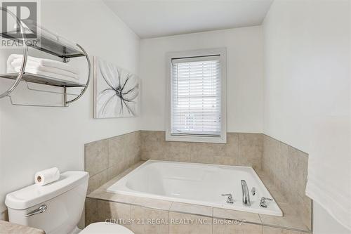 27 - 5992 Turney Drive, Mississauga (Streetsville), ON - Indoor Photo Showing Bathroom