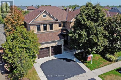 1564 Pinery Crescent, Oakville (Iroquois Ridge North), ON - Outdoor