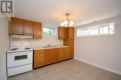 Lower - 1144 Sarta Road, Oakville, ON - Indoor Photo Showing Kitchen With Double Sink