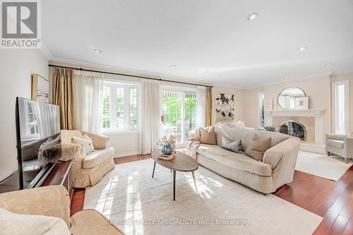 1428 Petrie Way, Mississauga (Clarkson), ON - Indoor Photo Showing Living Room With Fireplace