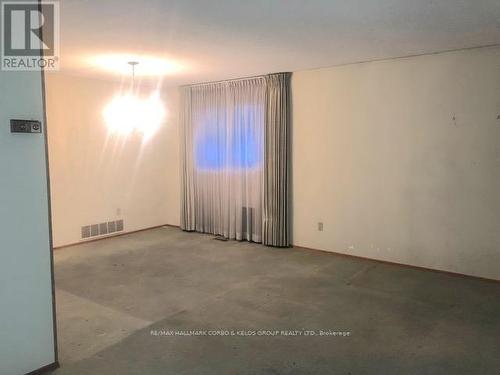 2662 Kinnerton Crescent, Mississauga, ON - Indoor Photo Showing Other Room