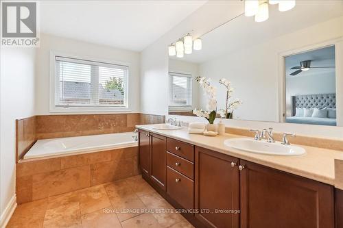 2254 Kwinter Road, Oakville (West Oak Trails), ON - Indoor Photo Showing Bathroom