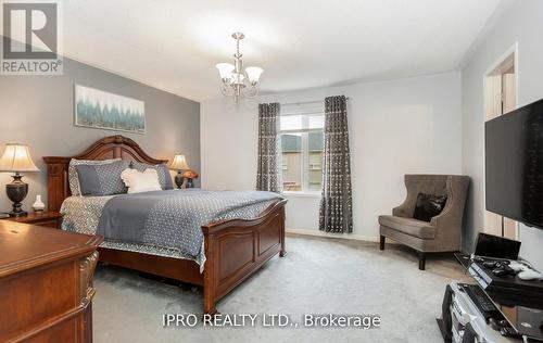 62 Kalahari Road, Brampton (Sandringham-Wellington), ON - Indoor Photo Showing Bedroom