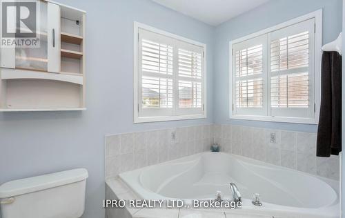 62 Kalahari Road, Brampton (Sandringham-Wellington), ON - Indoor Photo Showing Bathroom