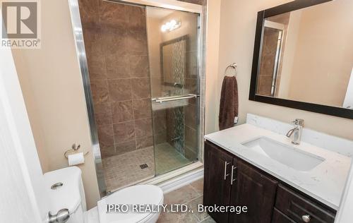 62 Kalahari Road, Brampton (Sandringham-Wellington), ON - Indoor Photo Showing Bathroom