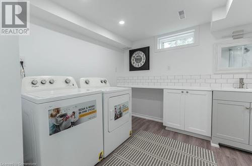 30 Larch Street, Hamilton, ON - Indoor Photo Showing Laundry Room