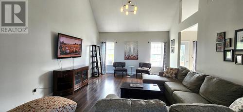 25 Bonia Avenue, Pasadena, NL - Indoor Photo Showing Living Room