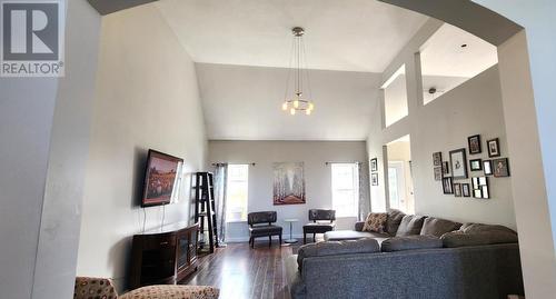 25 Bonia Avenue, Pasadena, NL - Indoor Photo Showing Living Room