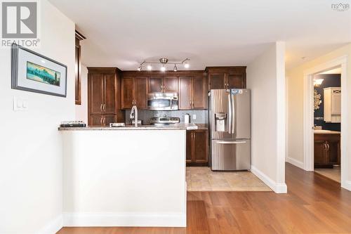 1011 60 Walter Havill Drive, Halifax, NS - Indoor Photo Showing Kitchen