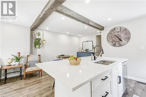 8057 Aintree Drive, Niagara Falls, ON - Indoor Photo Showing Kitchen With Double Sink