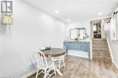 8057 Aintree Drive, Niagara Falls, ON - Indoor Photo Showing Dining Room