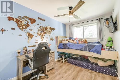 BR2 - 8057 Aintree Drive, Niagara Falls, ON - Indoor Photo Showing Bedroom