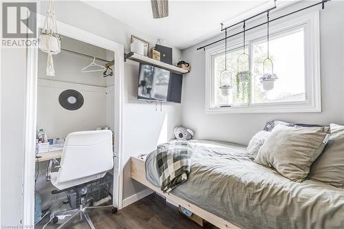 8057 Aintree Drive, Niagara Falls, ON - Indoor Photo Showing Bedroom