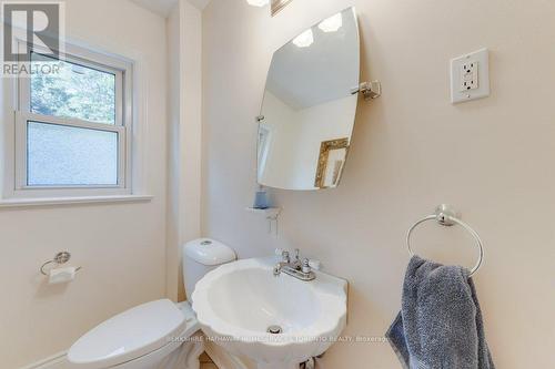 26 Hopecrest Crescent, Toronto (Kennedy Park), ON - Indoor Photo Showing Bathroom