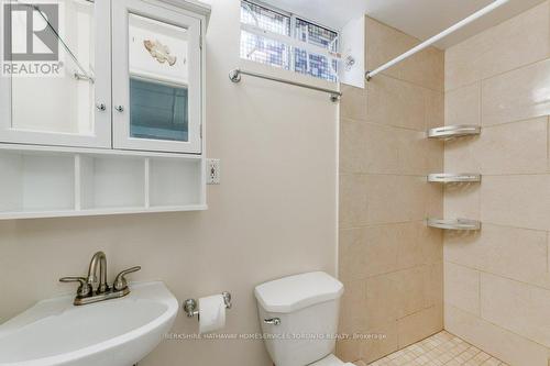 26 Hopecrest Crescent, Toronto, ON - Indoor Photo Showing Bathroom