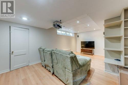 26 Hopecrest Crescent, Toronto, ON - Indoor