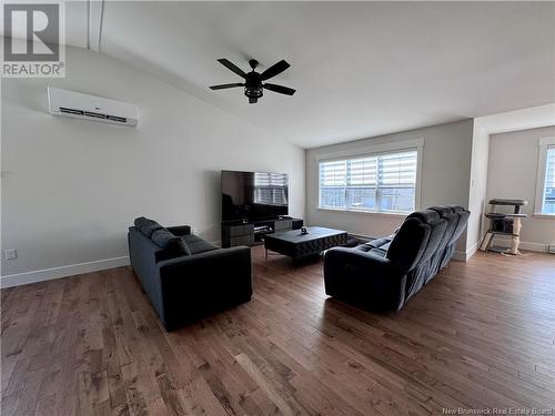 21 Doherty Drive, Oromocto West, NB - Indoor Photo Showing Living Room