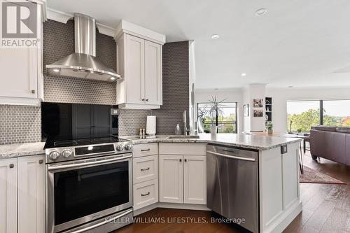 501 - 19 King Street, London, ON - Indoor Photo Showing Kitchen