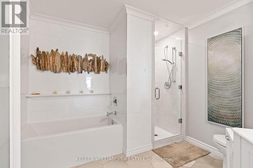 Ensuite bathroom for primary bedroom - 501 - 19 King Street, London, ON - Indoor Photo Showing Bathroom