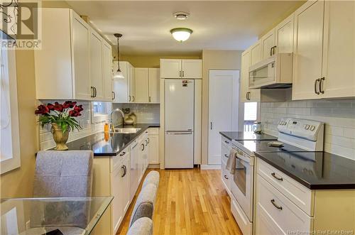 110 Allingham Crescent, Saint John, NB - Indoor Photo Showing Kitchen