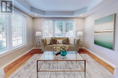 61 Sarum Crescent, Markham, ON - Indoor Photo Showing Living Room