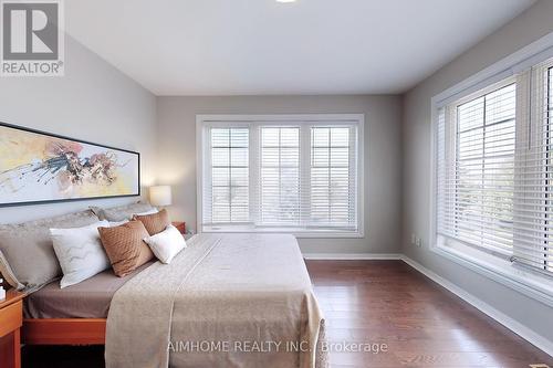 61 Sarum Crescent, Markham, ON - Indoor Photo Showing Bedroom