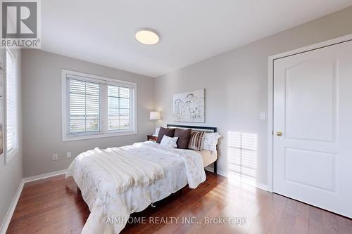 61 Sarum Crescent, Markham, ON - Indoor Photo Showing Bedroom