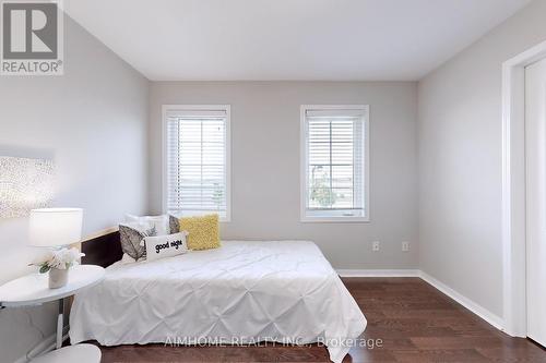 61 Sarum Crescent, Markham, ON - Indoor Photo Showing Bedroom