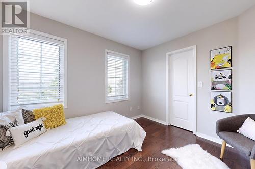 61 Sarum Crescent, Markham, ON - Indoor Photo Showing Bedroom