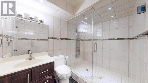 61 Sarum Crescent, Markham, ON - Indoor Photo Showing Bathroom