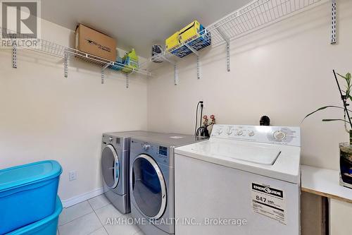 61 Sarum Crescent, Markham, ON - Indoor Photo Showing Laundry Room