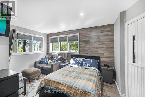 1167 Parkway Drive, Innisfil (Gilford), ON - Indoor Photo Showing Bedroom