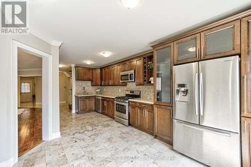 6098 Rowers Crescent, Mississauga (East Credit), ON - Indoor Photo Showing Kitchen