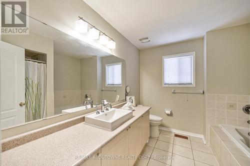 6098 Rowers Crescent, Mississauga (East Credit), ON - Indoor Photo Showing Bathroom