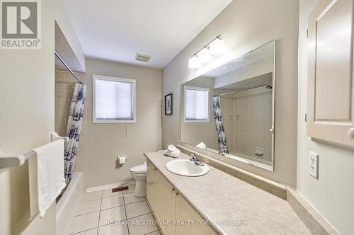 6098 Rowers Crescent, Mississauga (East Credit), ON - Indoor Photo Showing Bathroom