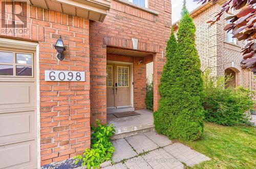 6098 Rowers Crescent, Mississauga (East Credit), ON - Outdoor With Exterior