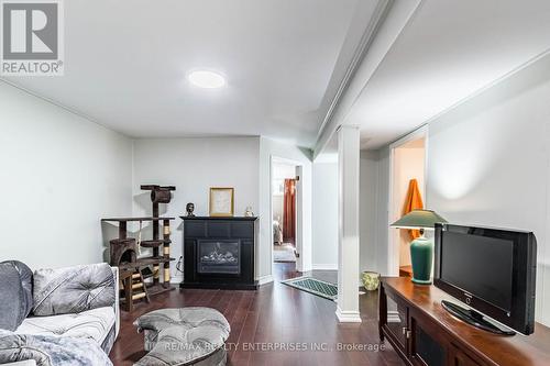 3681 Glencolin Court, Mississauga (Erindale), ON - Indoor Photo Showing Living Room With Fireplace