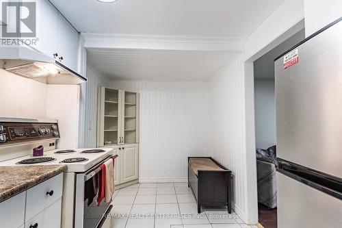 3681 Glencolin Court, Mississauga (Erindale), ON - Indoor Photo Showing Kitchen