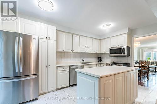 3681 Glencolin Court, Mississauga, ON - Indoor Photo Showing Kitchen With Double Sink