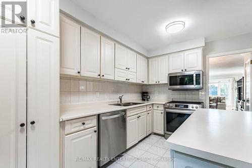 3681 Glencolin Court, Mississauga, ON - Indoor Photo Showing Kitchen With Double Sink