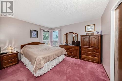 16 Cameron Crescent, Red Deer, AB - Indoor Photo Showing Bedroom