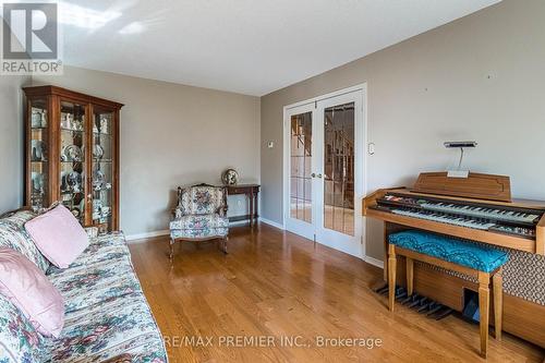 2 Ballycastle Crescent, Brampton, ON - Indoor Photo Showing Other Room