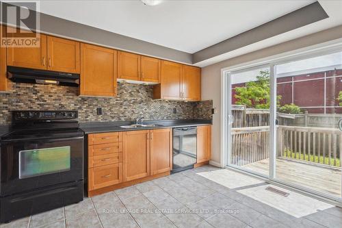 4016 Donnic Drive, Burlington, ON - Indoor Photo Showing Kitchen With Double Sink