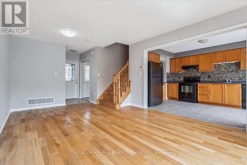 4016 Donnic Drive, Burlington, ON - Indoor Photo Showing Other Room